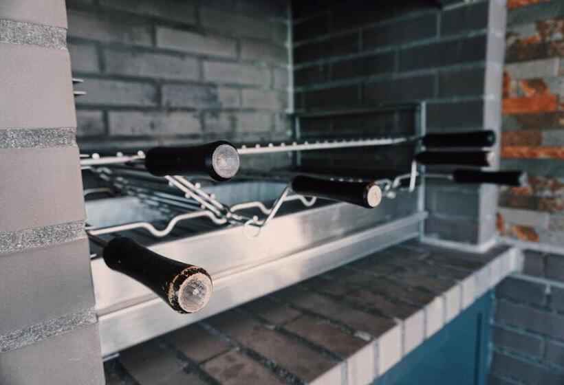 پانسیون Room Audrey Hepburn