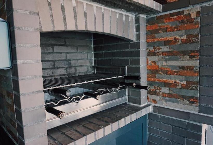 پانسیون Room Audrey Hepburn