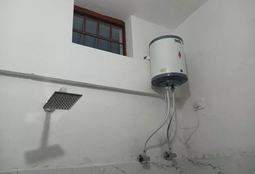 Vasudhara Hotel & Restaurant