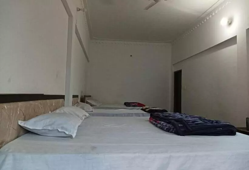 Vasudhara Hotel & Restaurant