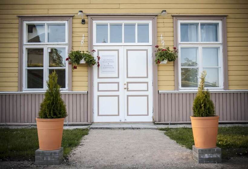 تختخواب و صبحانه Kuursaal Guesthouse