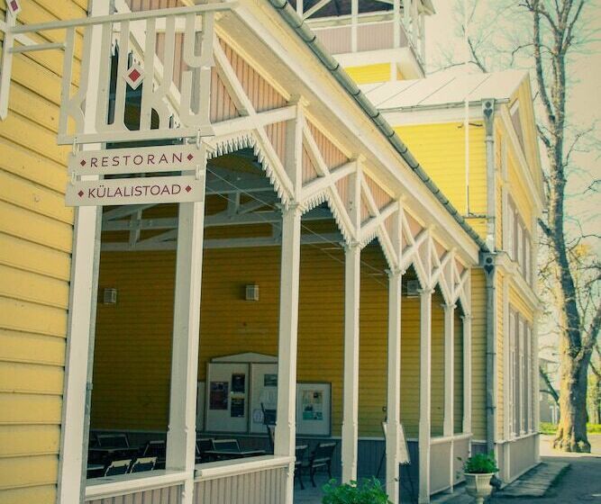 تختخواب و صبحانه Kuursaal Guesthouse