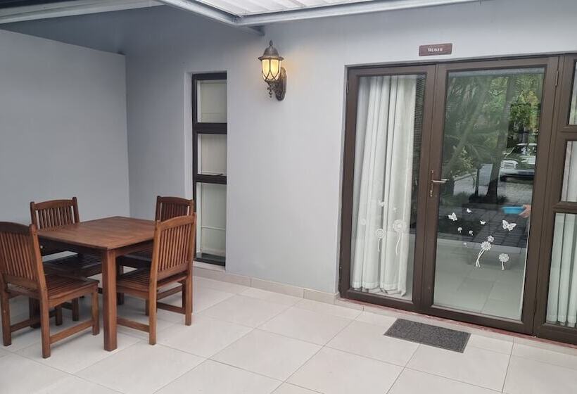 住宿加早餐  Leopard Tree Lodge