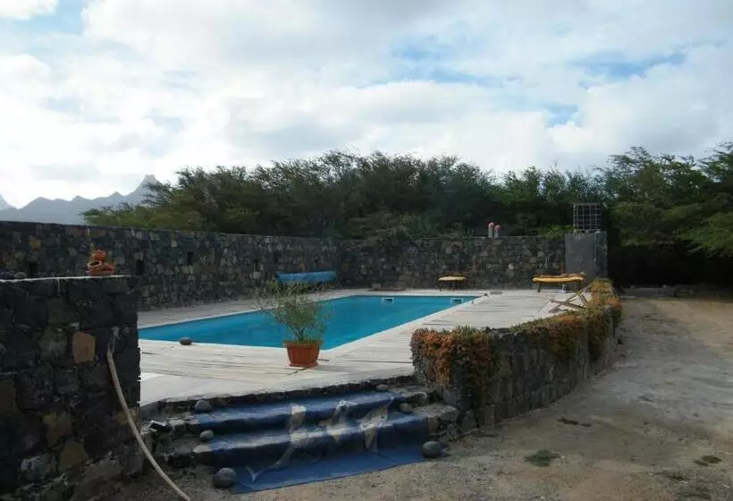تختخواب و صبحانه Villa Morabeza Guest House