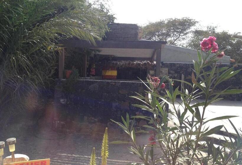 تختخواب و صبحانه Villa Morabeza Guest House