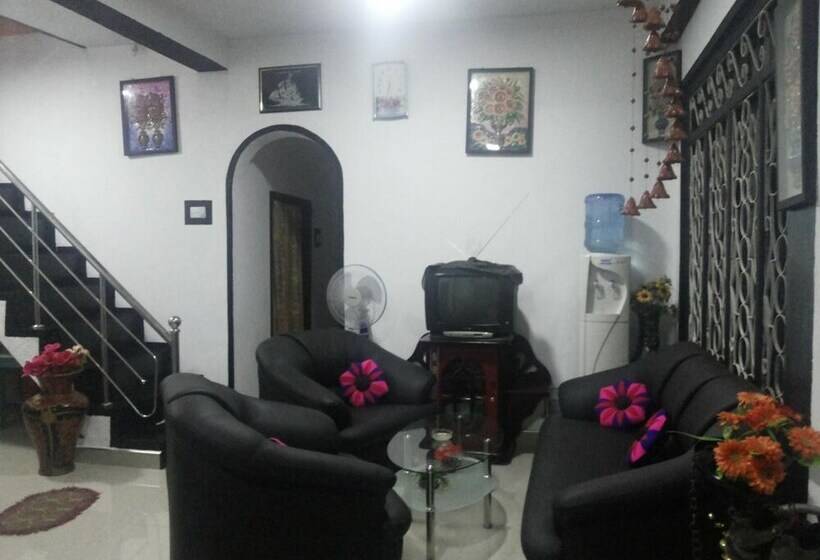 Bed and Breakfast White Home