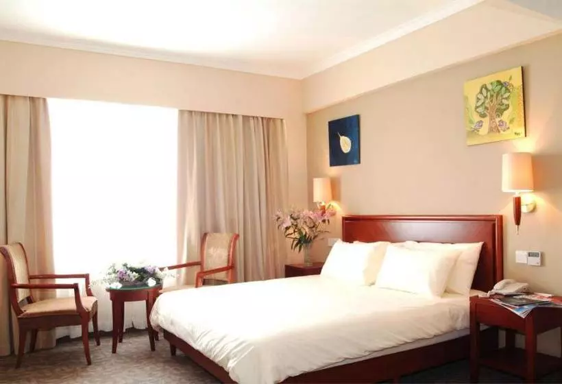 ホテル Greentree Inn Shanxi Jinzhong Pingyao Railway Station Express