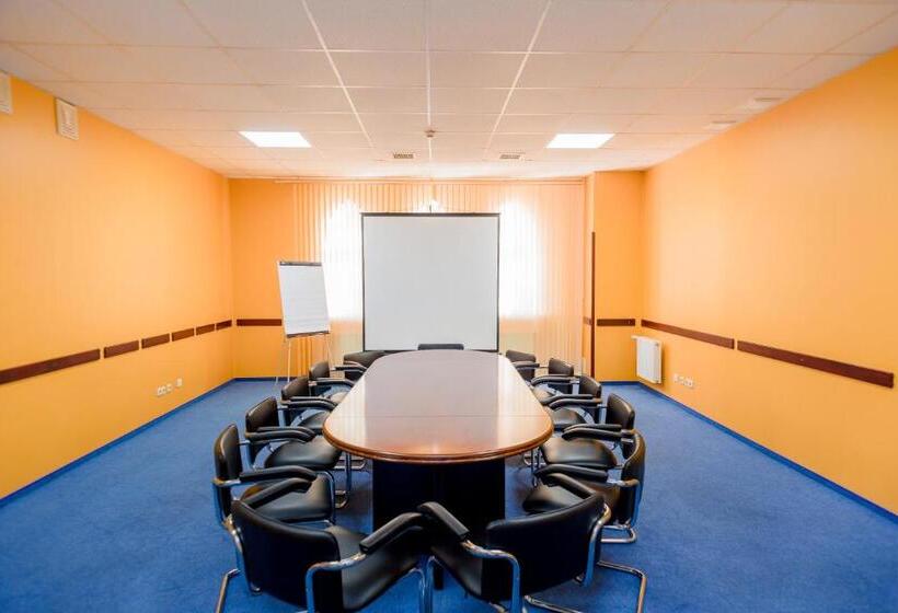 Premier Hotel Shafran