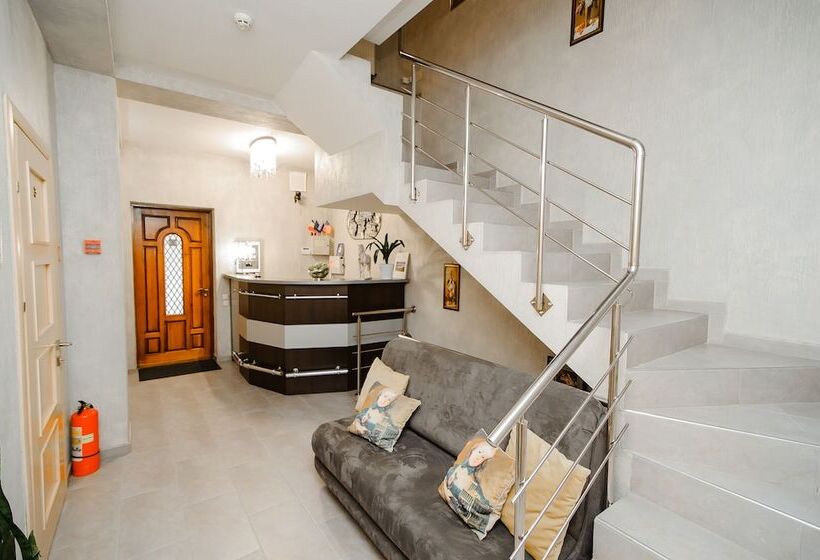 Tiptop Hotel City Center