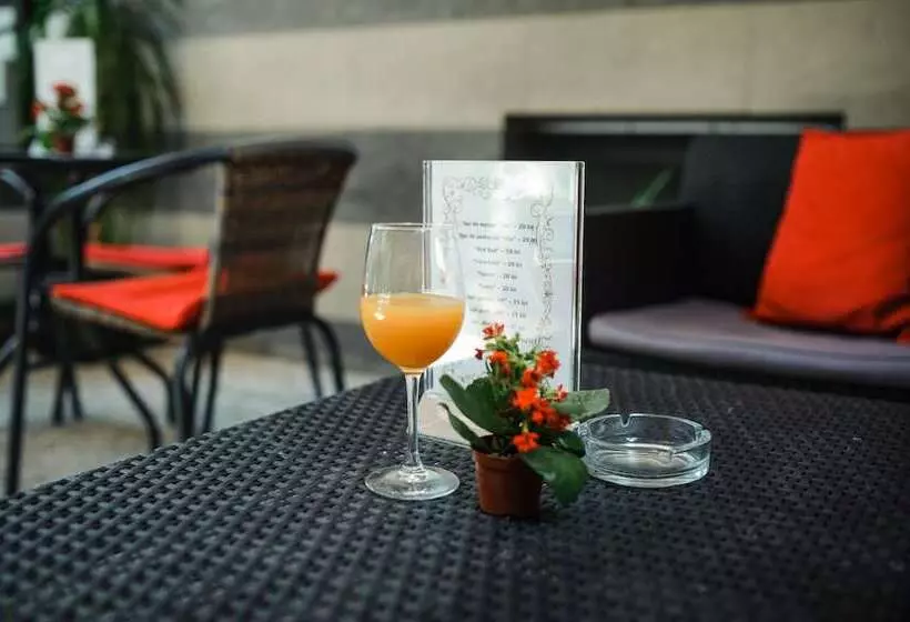 Tiptop Hotel City Center