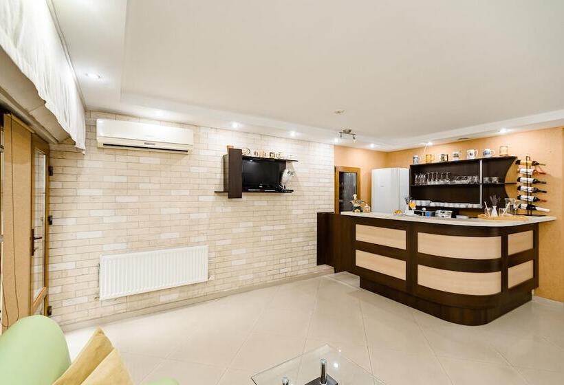 Tiptop Hotel City Center