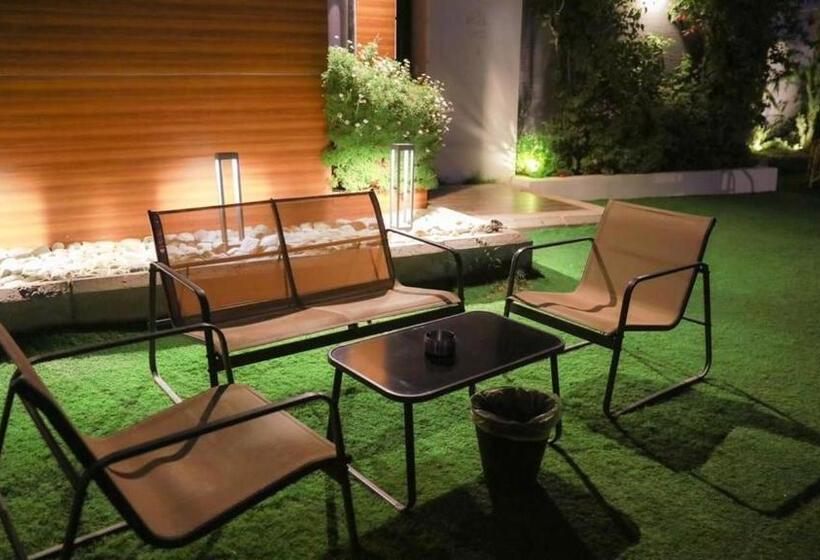 منتجع وشاليهات ارياف مودرن