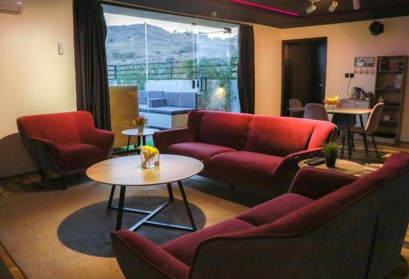 منتجع وشاليهات ارياف مودرن