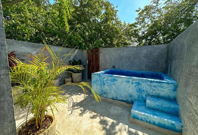 فندق صغير Room Cuzama Disfruta De Este Paraiso