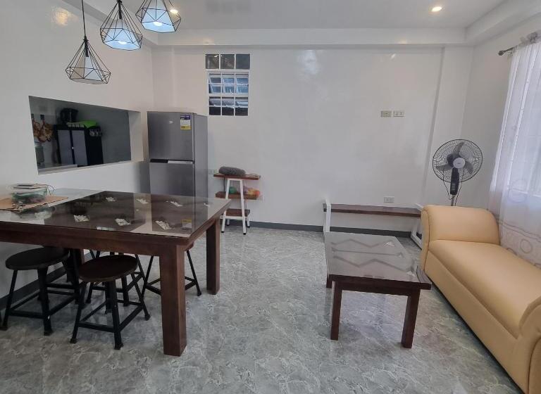 Nocleg ze śniadaniem Bahay Ko Vacation Home In Sariaya Quezon