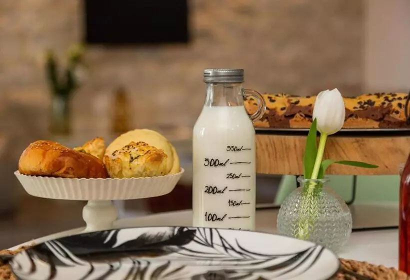 Aamiaismajoitus (B&B) Loft Rooms I Cinque Mori