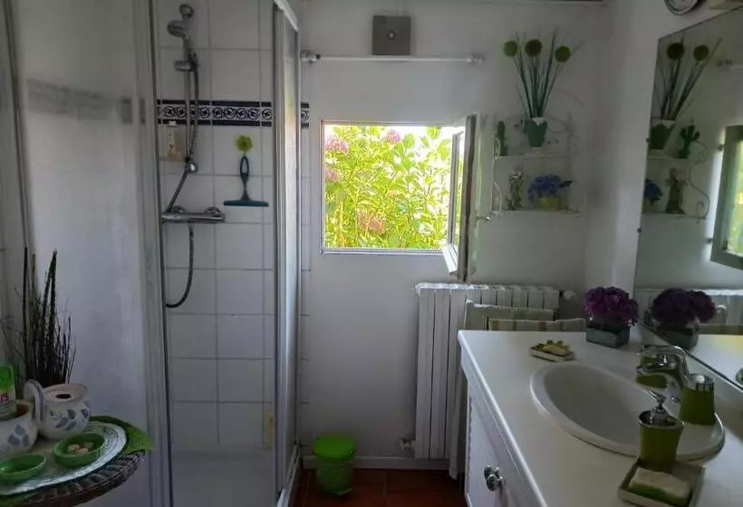 Aamiaismajoitus (B&B) Ty Glaz