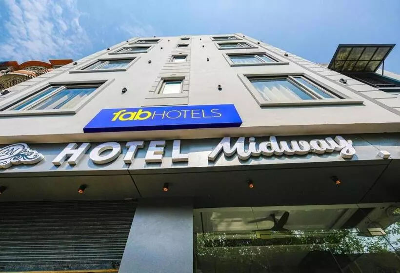Fabhotel Midway