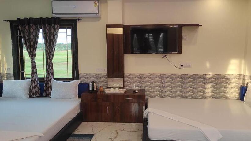 בית מלון כפרי Aspiring Resort