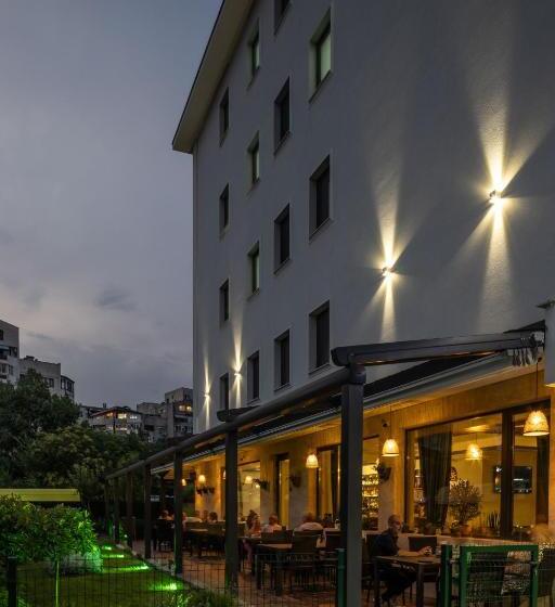 호텔 Domenic Free Parking