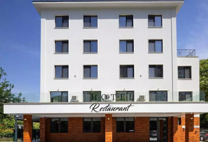 هتل Domenic Free Parking