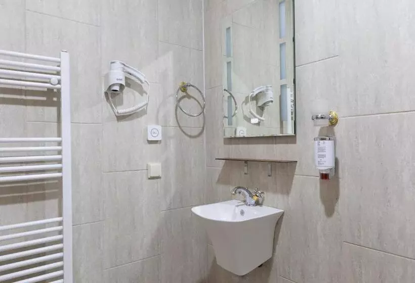 هتل Domenic Free Parking