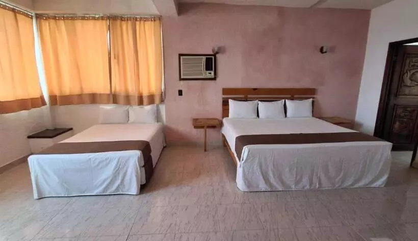 Hotelli Es Gran Horizonte