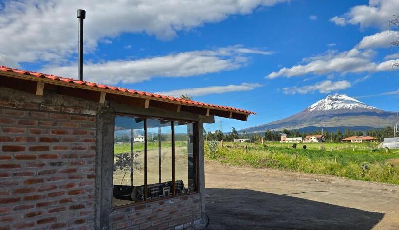 ホテル Evegreen Cotopaxi