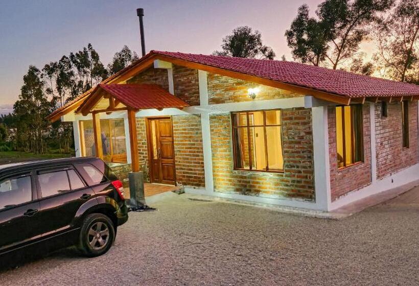 ホテル Evegreen Cotopaxi