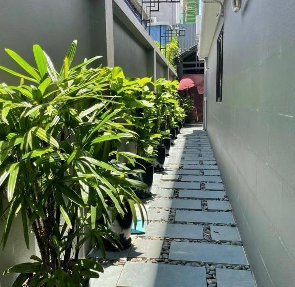 هتل K Apartment Cầu Rào 2  Căn Hộ Nhật Bản, Có Bể Bơi