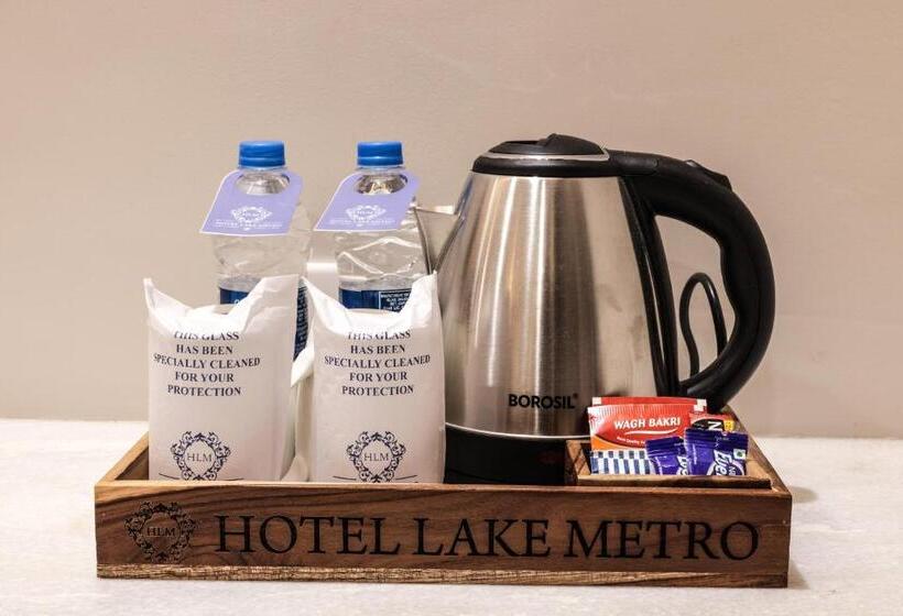 Shrigo Hotel Lake Metro