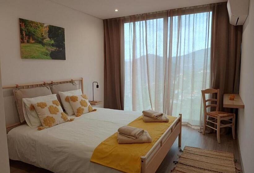 בית מלון כפרי Quinta Do Tojo