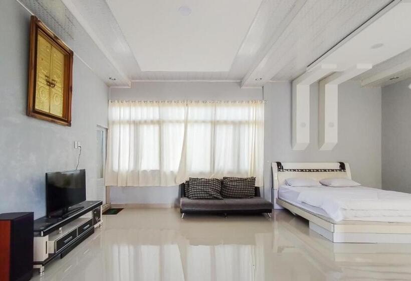 هتل Reddoorz At Jalan Ujung Sampun Berastagi