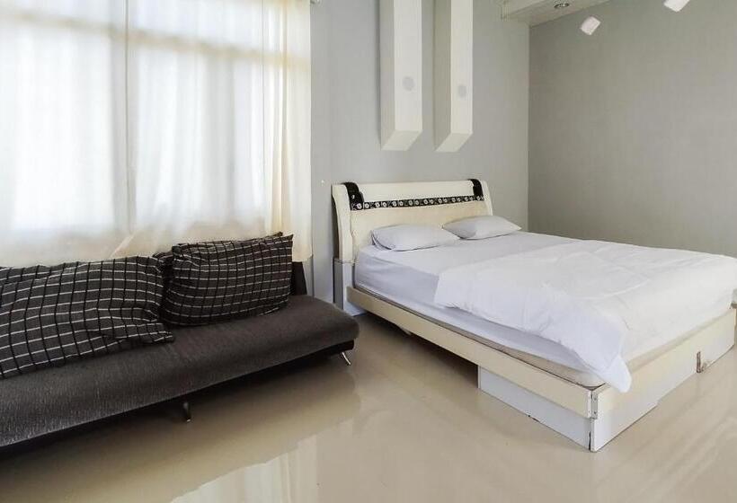 هتل Reddoorz At Jalan Ujung Sampun Berastagi