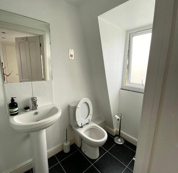 膳宿费 Entire House Wimbledon Lodge