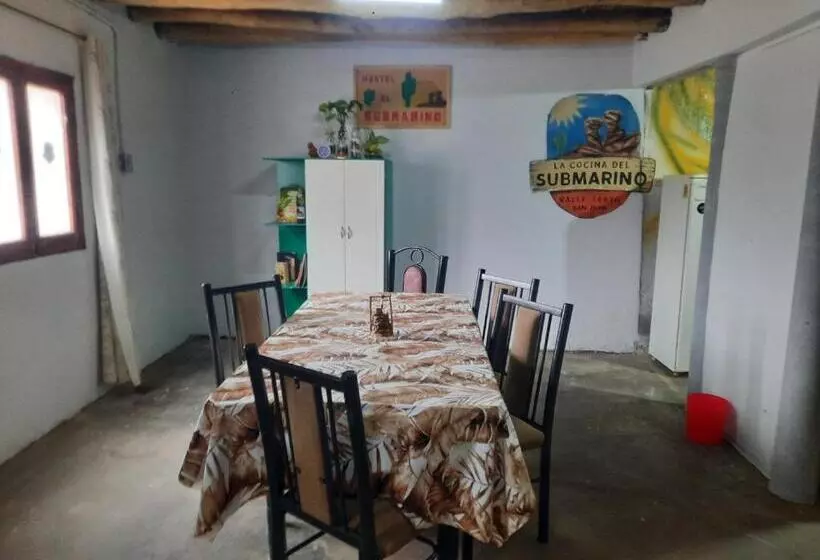 ペンション Hostel El Submarino