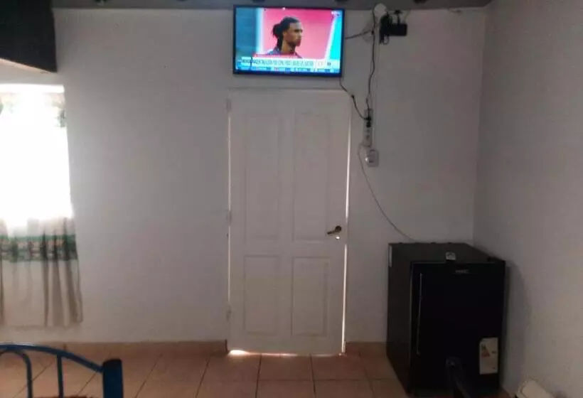 ペンション Hostel El Submarino