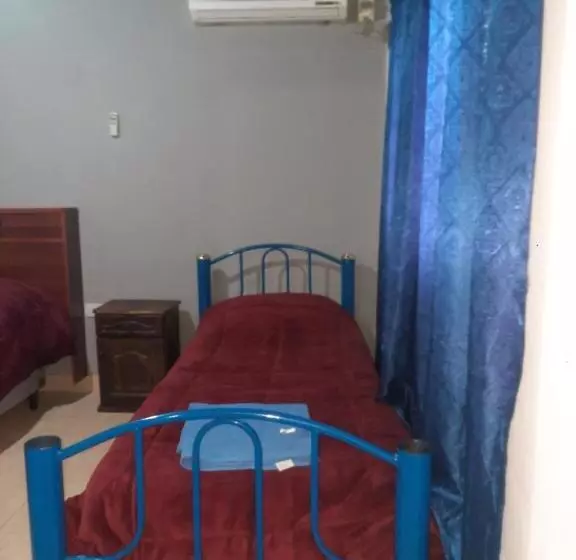 ペンション Hostel El Submarino