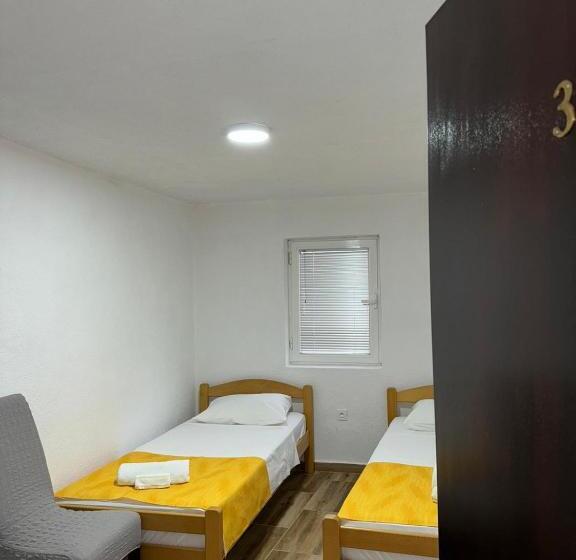 پانسیون Rio Apartmani