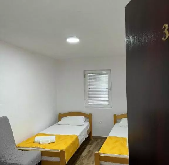 پانسیون Rio Apartmani