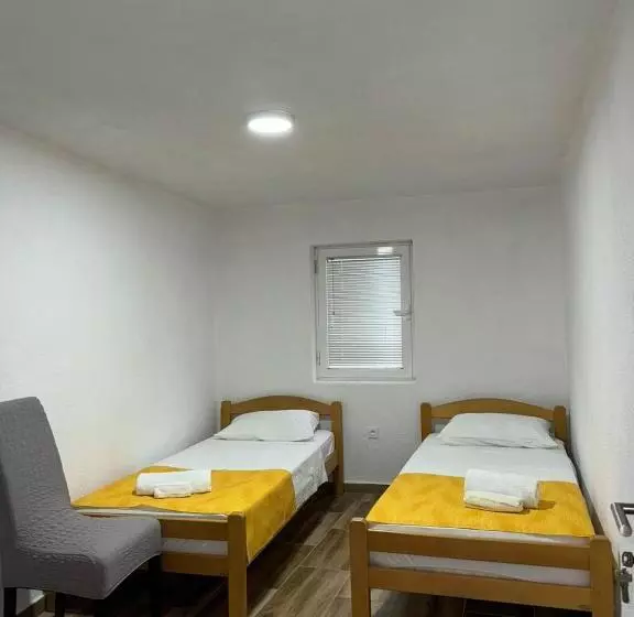 پانسیون Rio Apartmani
