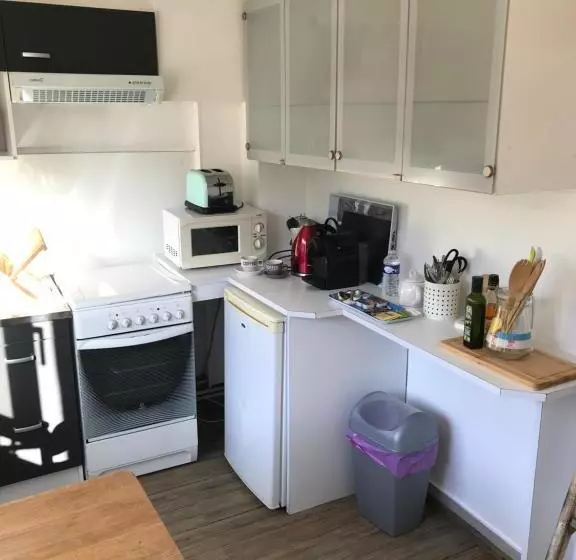 پانسیون Sangatte Guest House Studio Terrace Seafront