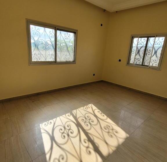 پانسیون The White House In Yassa