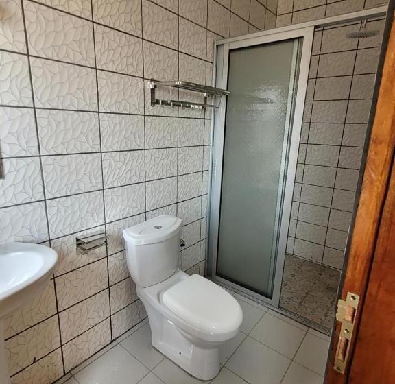 پانسیون The White House In Yassa