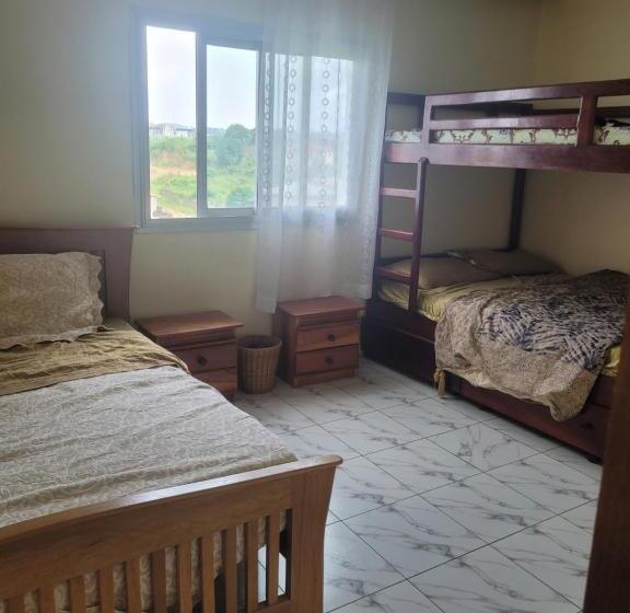 پانسیون The White House In Yassa