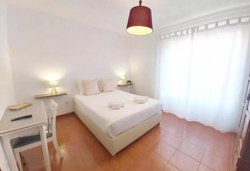 پانسیون Vicentina Guest House