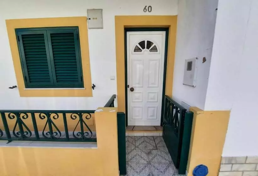 پانسیون Vicentina Guest House