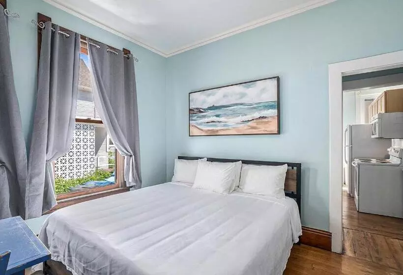 The Grand Inn Apartment Hotel 200