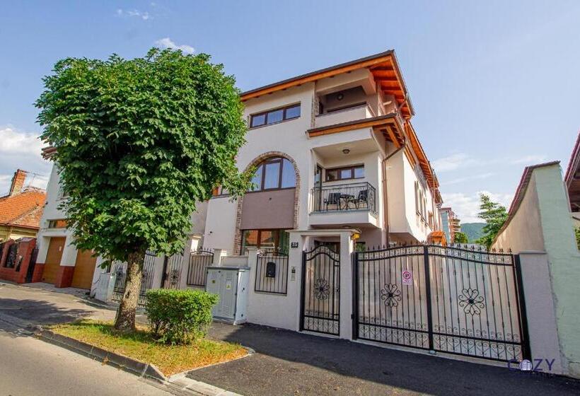 Unique And Cozy Aparthotel In Brasov