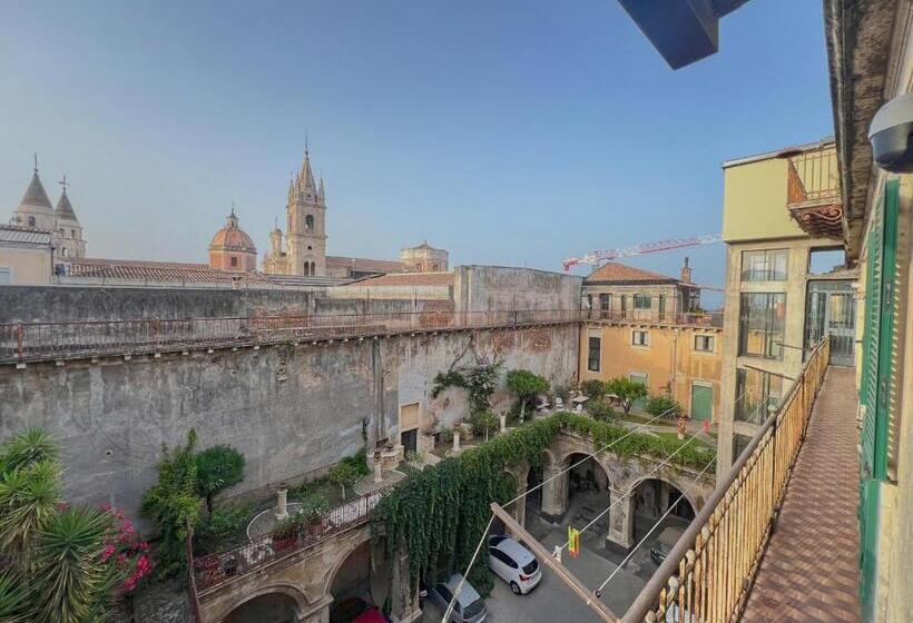 Bed and Breakfast Allure Palace